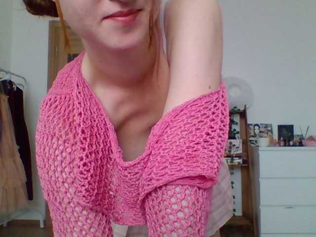 cherrrylips live cam on BongaCams