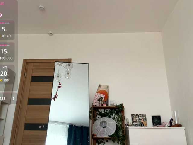 cherrrylips live cam preview