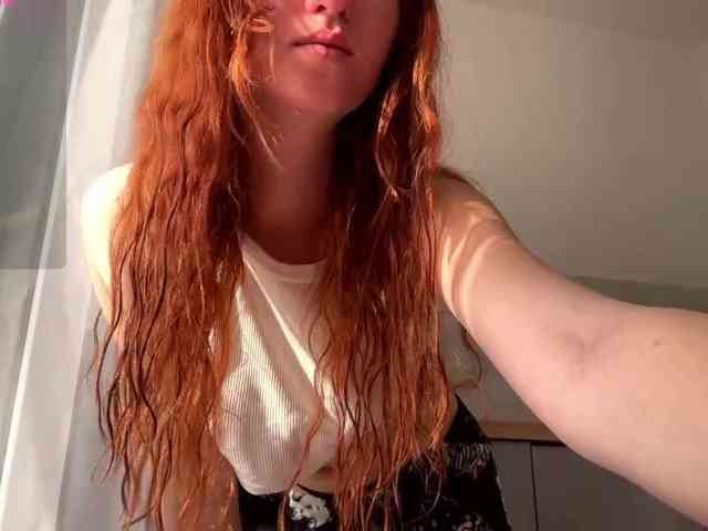 cherrrylips webcam