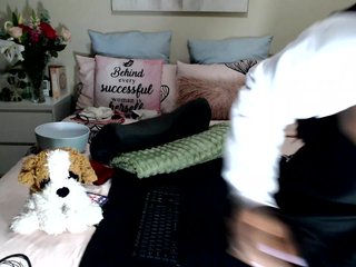 FitBlair66's Live Webcam