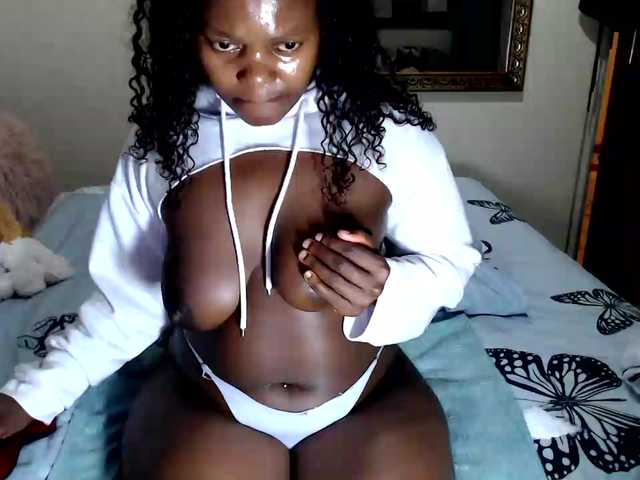 FitBlair66 live cam on BongaCams