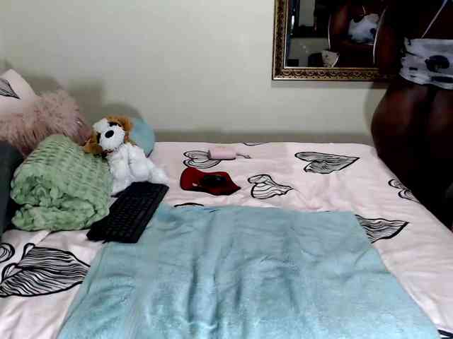 FitBlair66 webcam