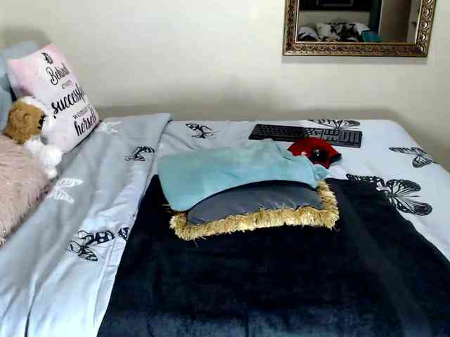 FitBlair66 webcam