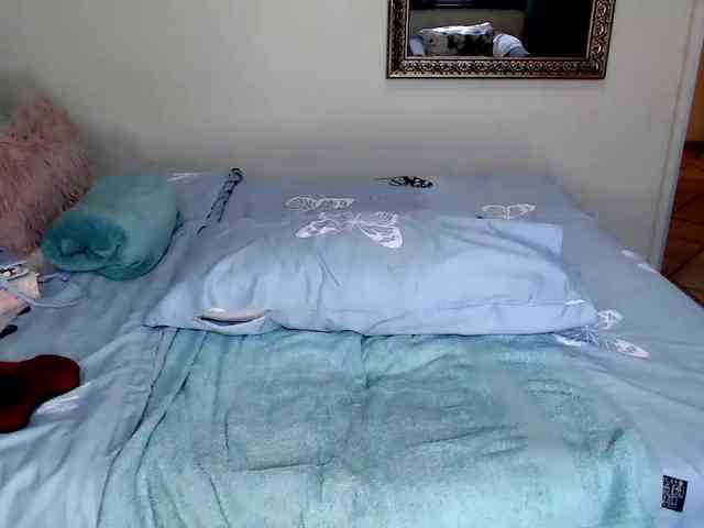 FitBlair66 webcam