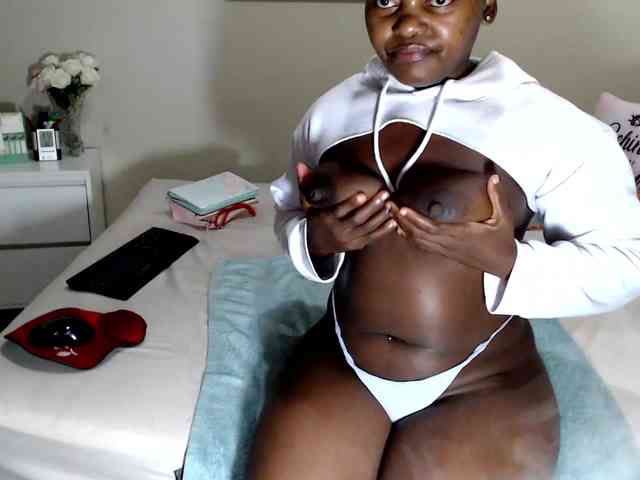 FitBlair66 webcam