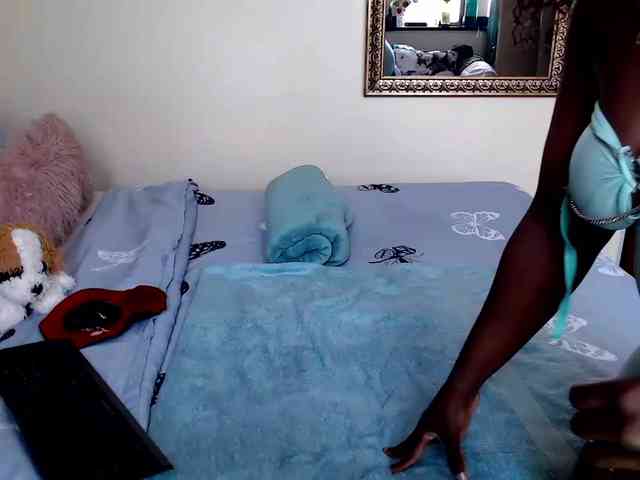 FitBlair66 webcam