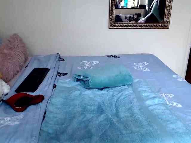 FitBlair66 webcam