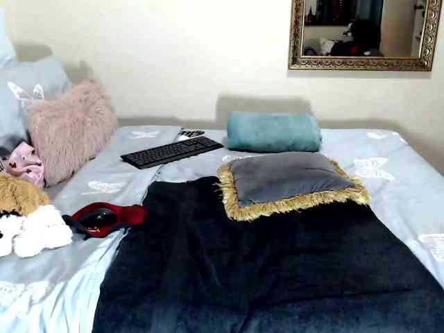 FitBlair66 webcam