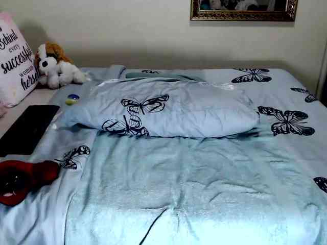 FitBlair66 webcam