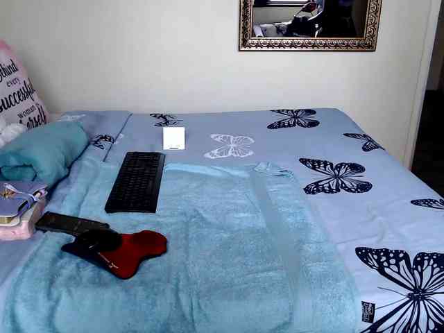 FitBlair66 webcam