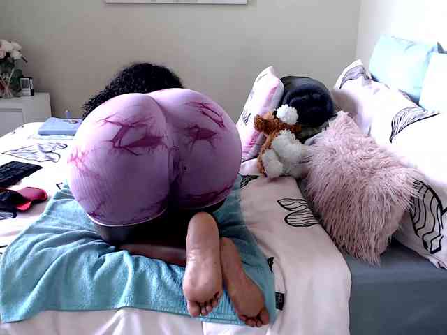 FitBlair66 webcam