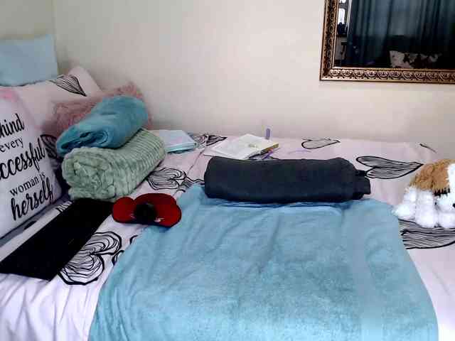 FitBlair66 webcam