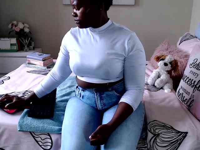 FitBlair66 webcam