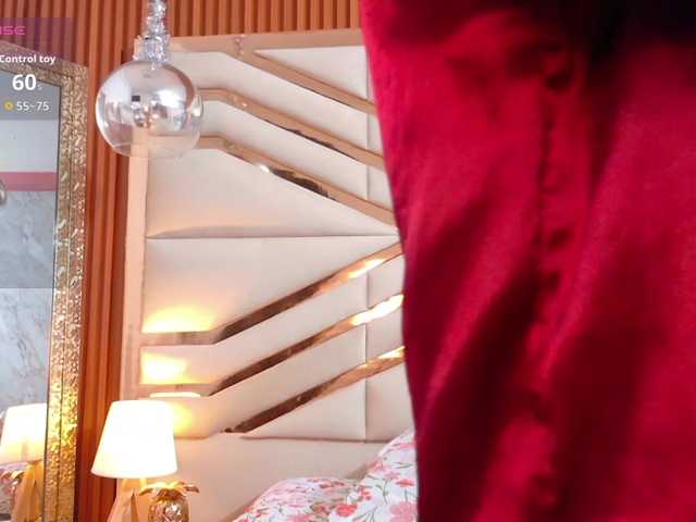 sluttyandmature live cam on BongaCams