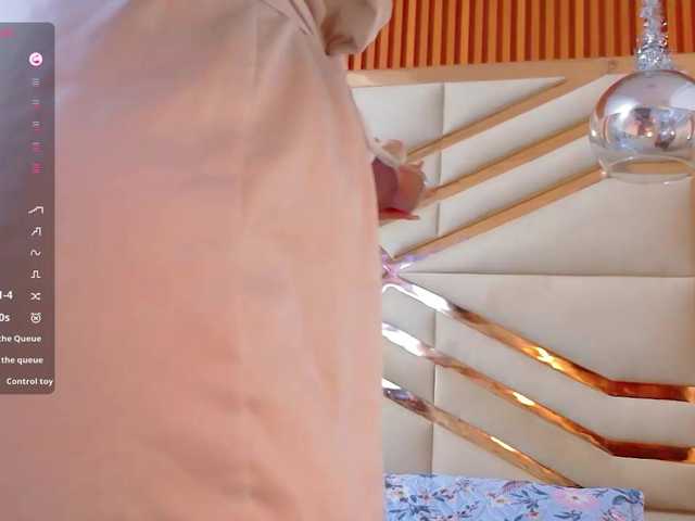 sluttyandmature live cam on BongaCams