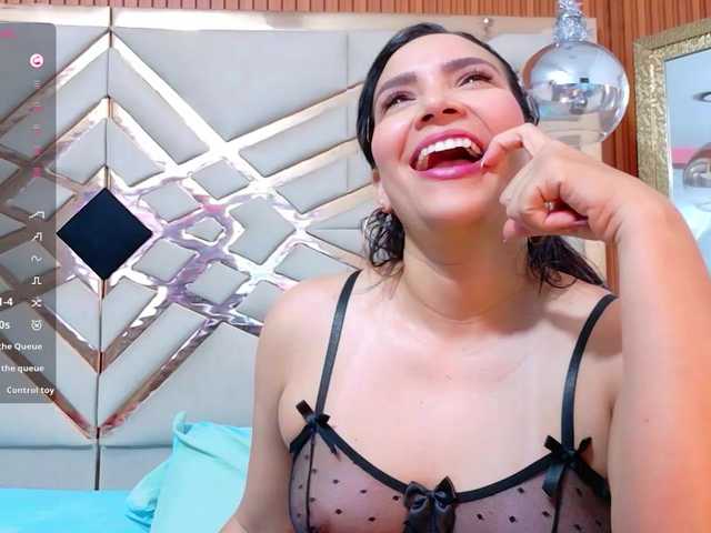 sluttyandmature live cam on BongaCams