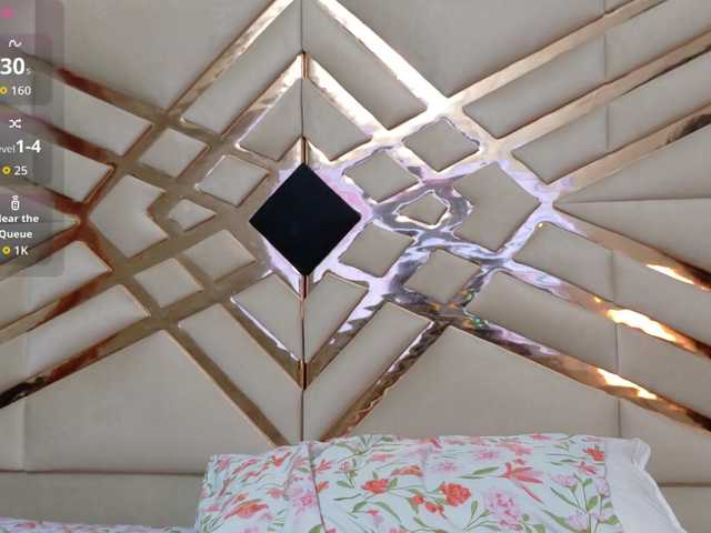 sluttyandmature's BongaCams show and profile