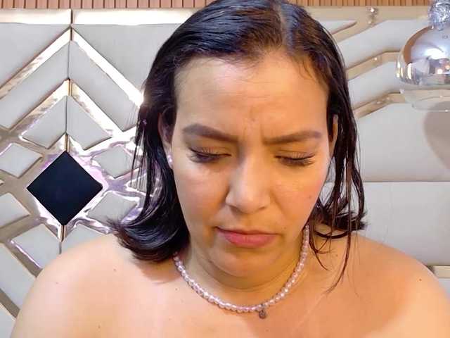 Preview of sexyladyandhot