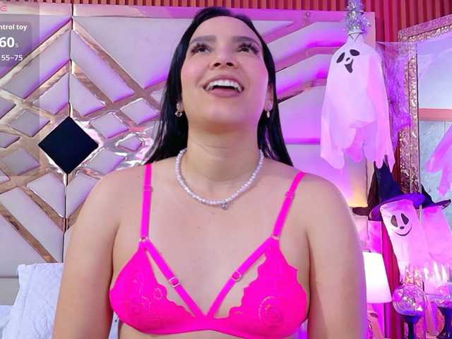sluttyandmature live cam on BongaCams