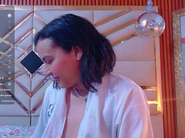 sluttyandmature live cam on BongaCams