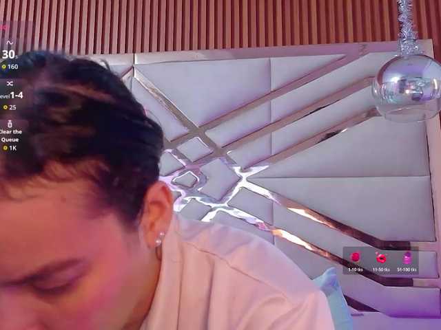 sluttyandmature live cam on BongaCams