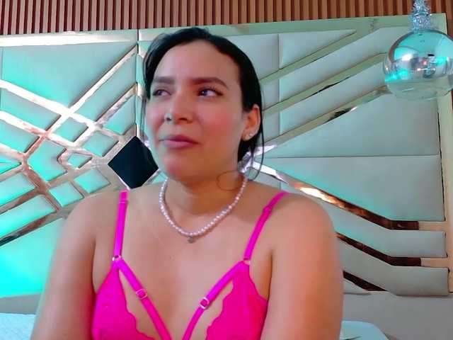 sluttyandmature live cam on BongaCams
