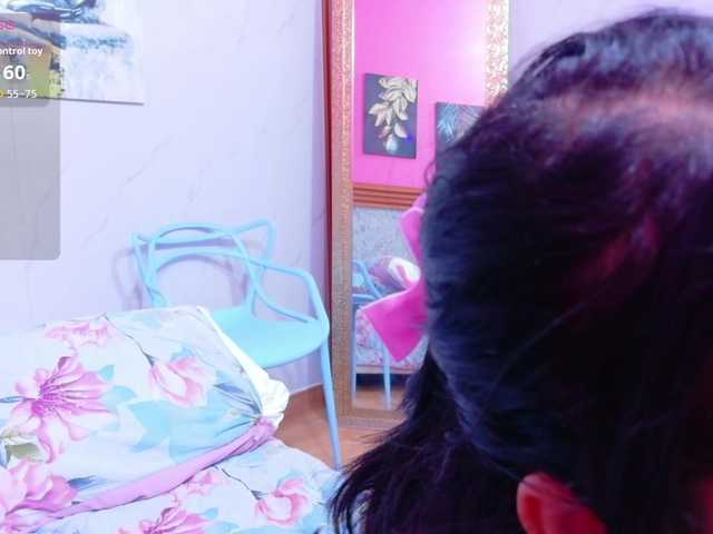 Sexyladyandhot live cam