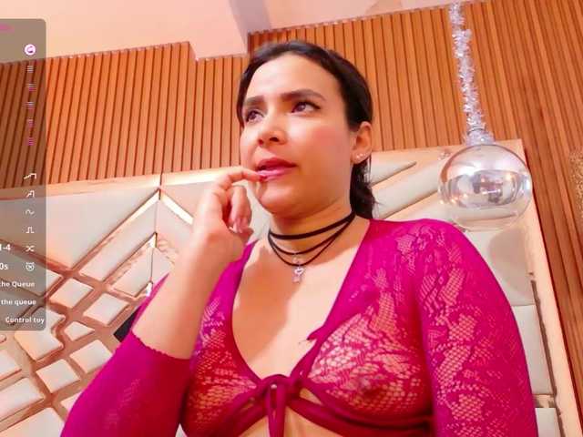 sluttyandmature live cam on BongaCams