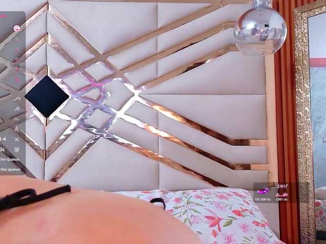 sluttyandmature live cam on BongaCams