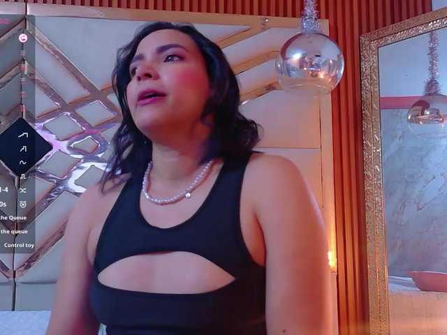 sluttyandmature live cam on BongaCams
