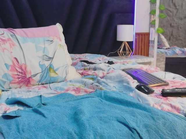 sluttyandmature live cam on BongaCams