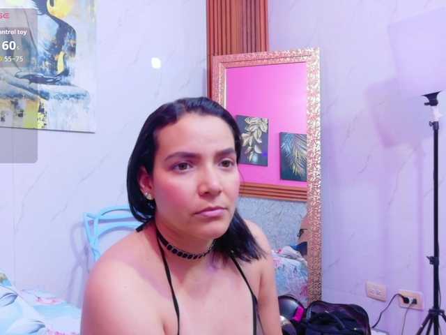 sluttyandmature live cam on BongaCams
