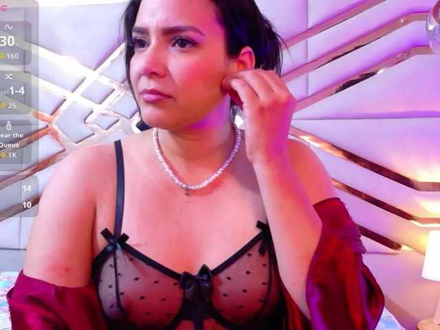 sluttyandmature live cam on BongaCams
