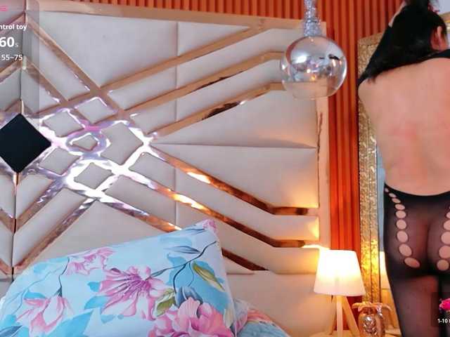 sluttyandmature live cam on BongaCams