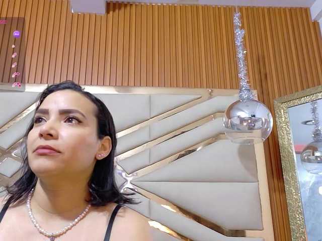 Preview of sexyladyandhot