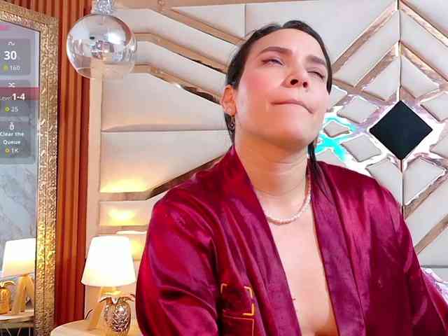 Sexyladyandhot webcam