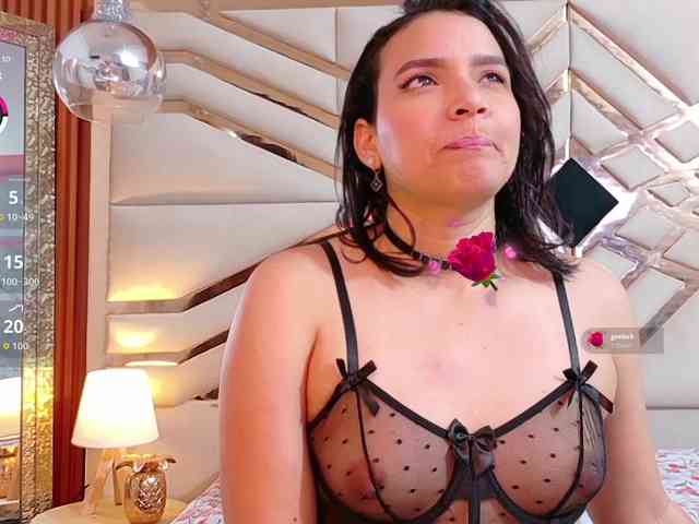 Sexyladyandhot webcam