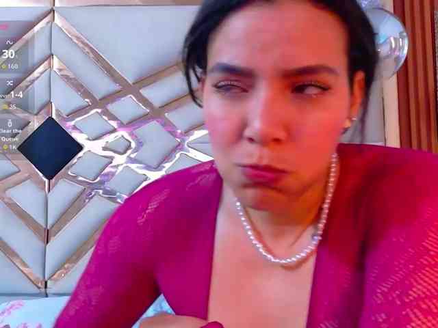 Sexyladyandhot webcam