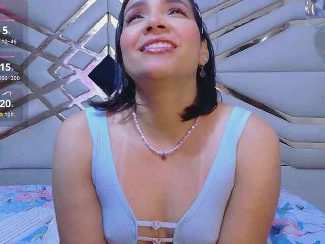 Sexyladyandhot webcam