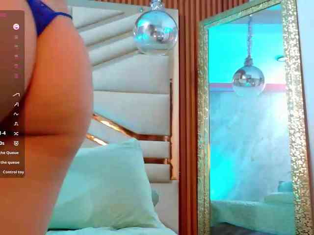 Sexyladyandhot webcam