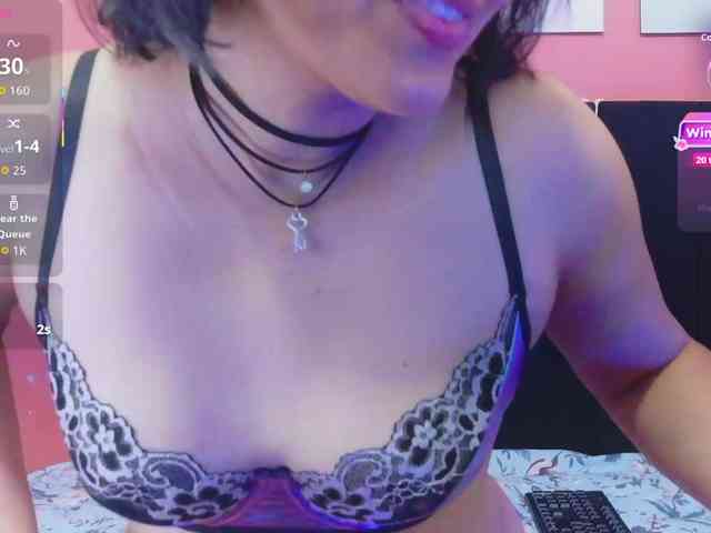 Sexyladyandhot webcam