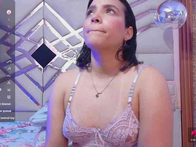 Sexyladyandhot webcam