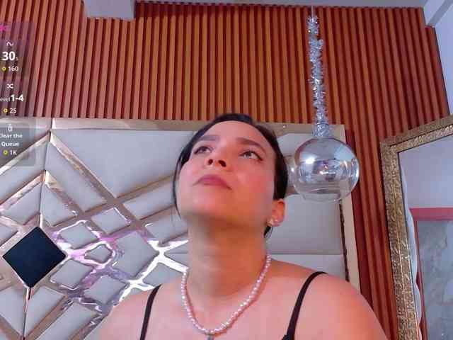Sexyladyandhot webcam