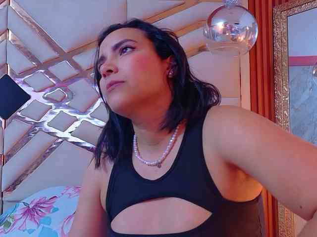 Sexyladyandhot webcam