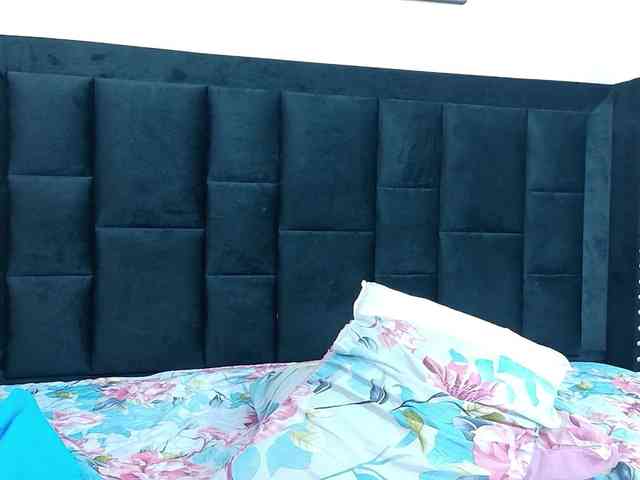 Sexyladyandhot webcam