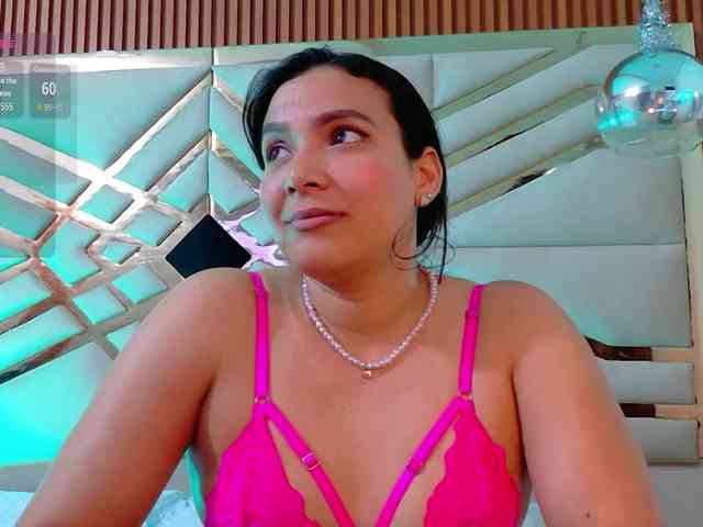 Sexyladyandhot webcam