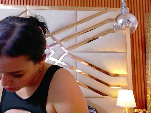 Sexyladyandhot webcam