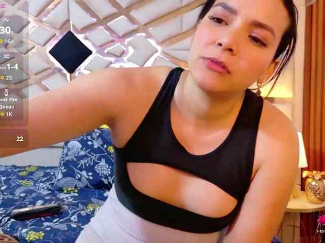 Sexyladyandhot webcam