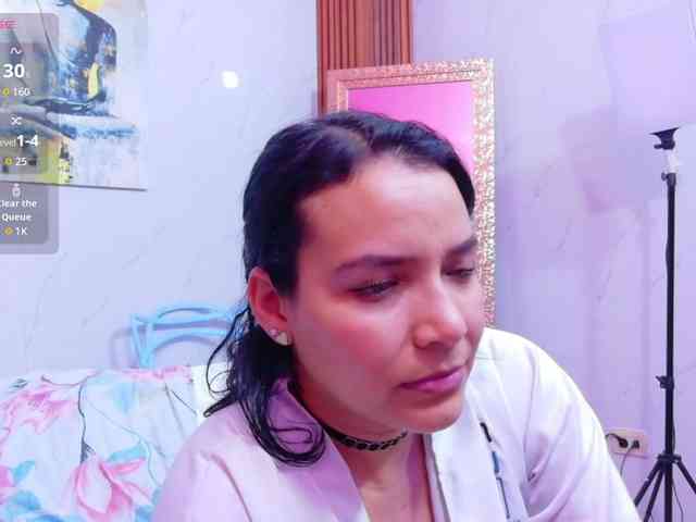 Sexyladyandhot webcam