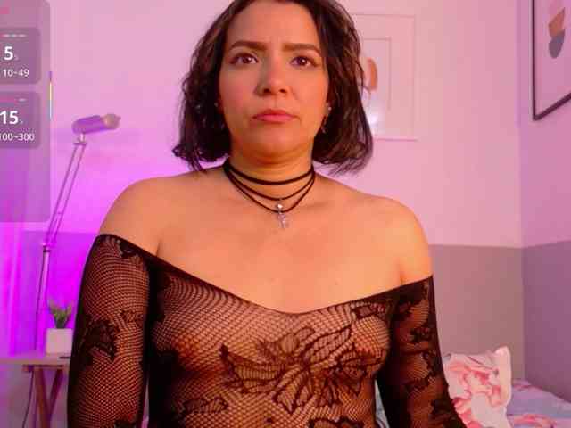 Sexyladyandhot webcam